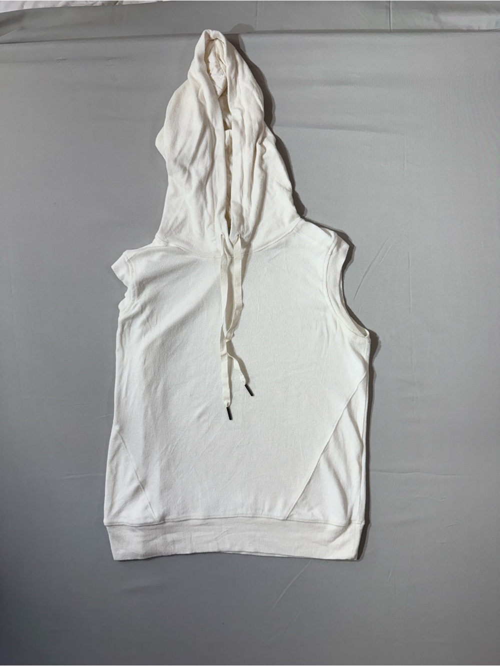Evereve Zoey Sleeveless Hooded Pullover sweatshirt - Cream - Picture 2 of 6